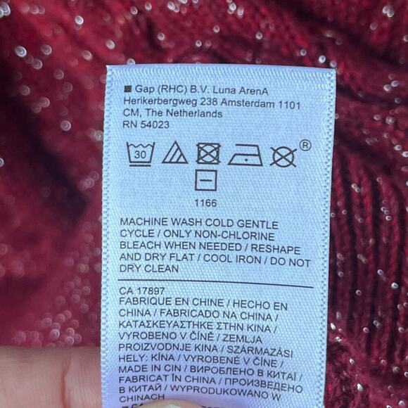 Athleta Women's Red & Silver Sparkle Pullover Sweater Size L - Picture 10 of 10